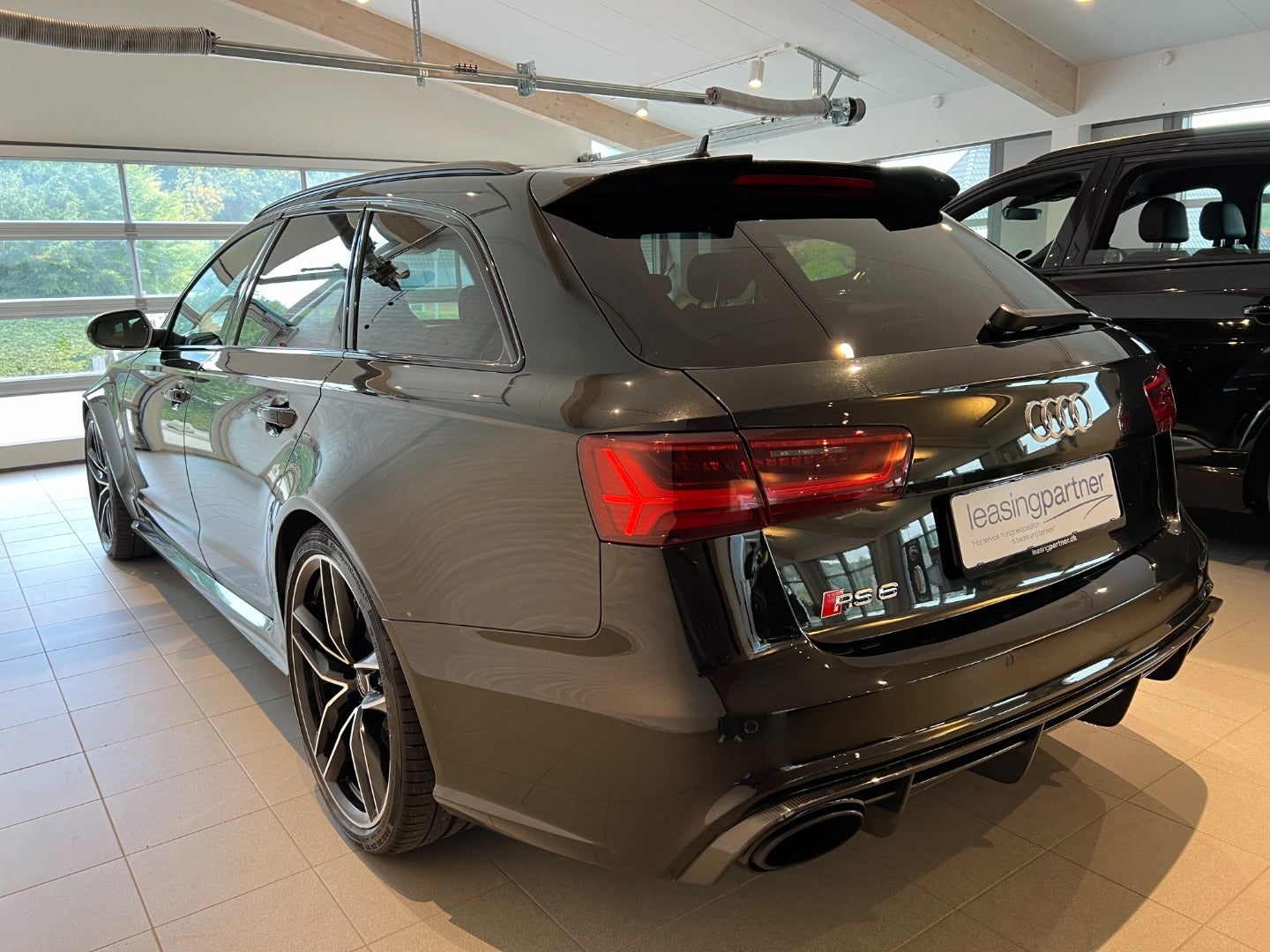 Audi RS6 4,0 TFSi performance Avant quattro Tiptr. 5d,